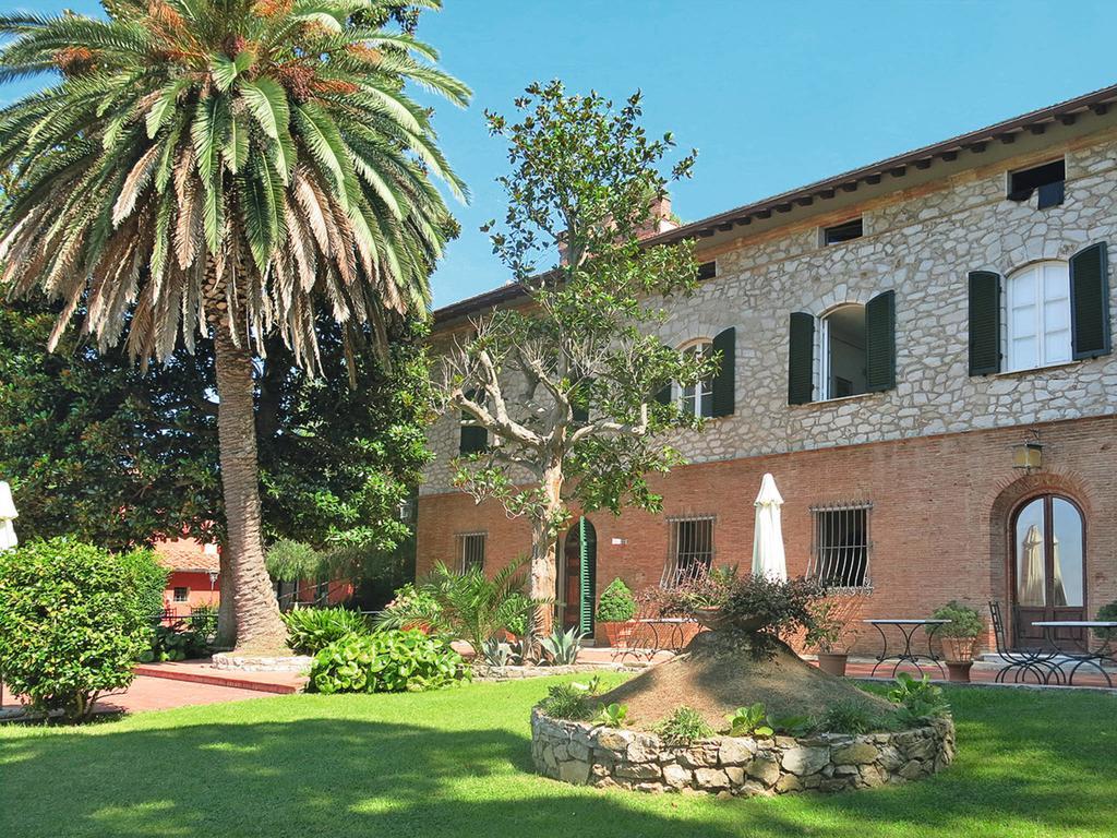 サン・ジュリアーノ・テルメ Borgo Degli Aranciアパートホテル エクステリア 写真